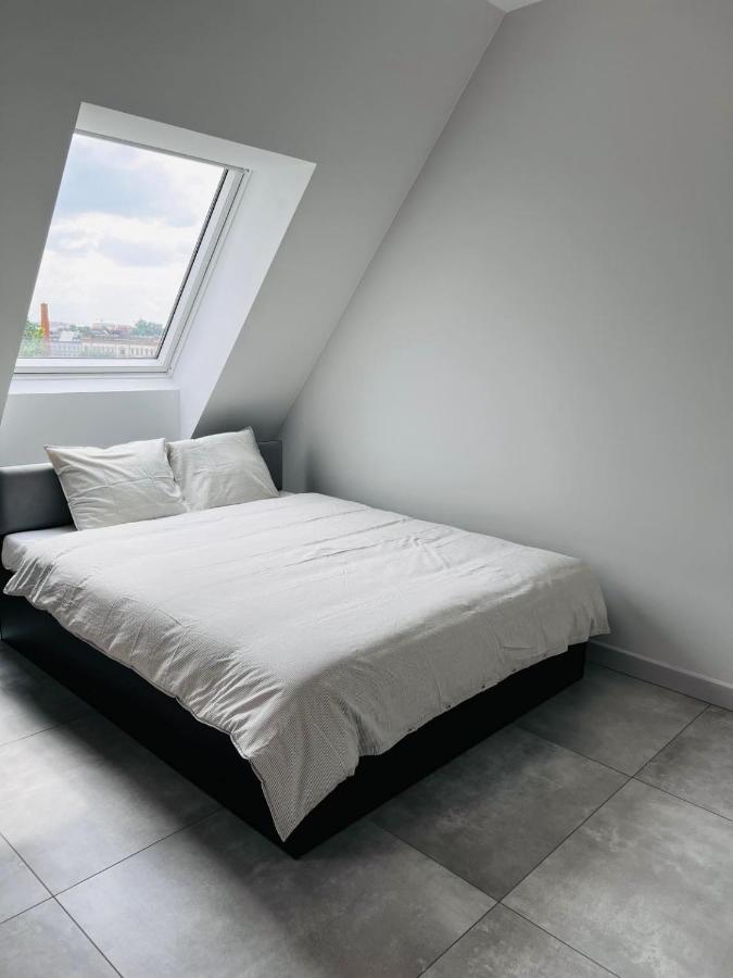 Property Apart - Plac Jana Pawla II Centrum Breslavia Esterno foto